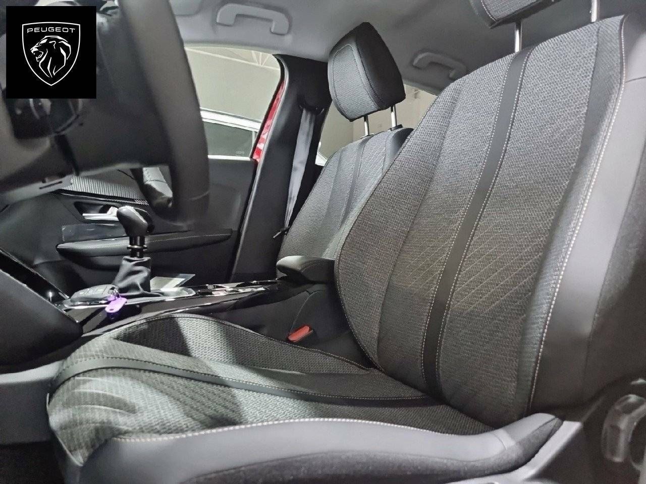 Foto Peugeot 208 9