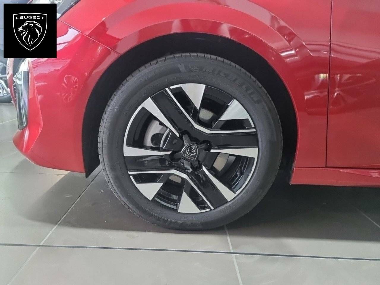 Foto Peugeot 208 11