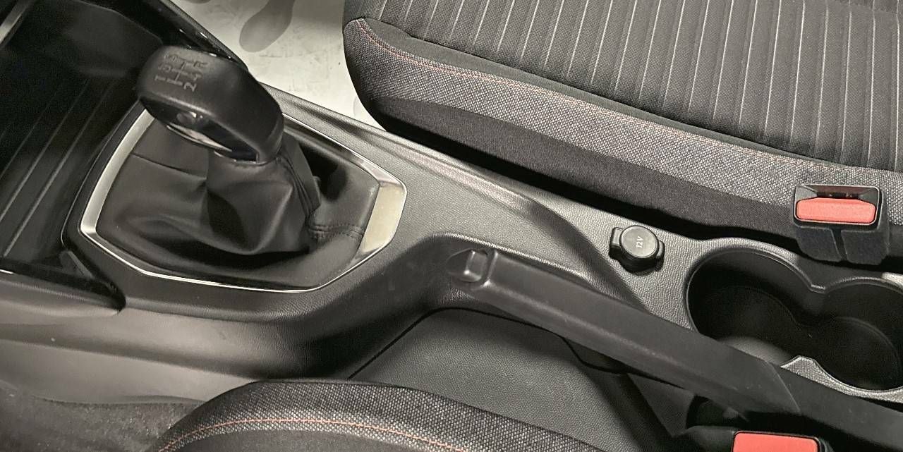 Foto Peugeot 208 21