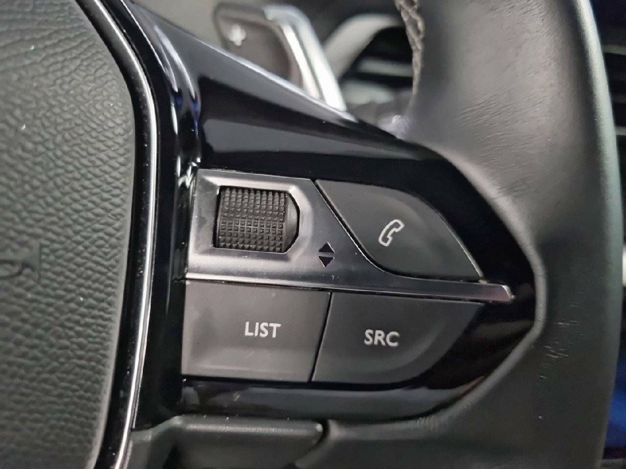 Foto Peugeot 5008 26