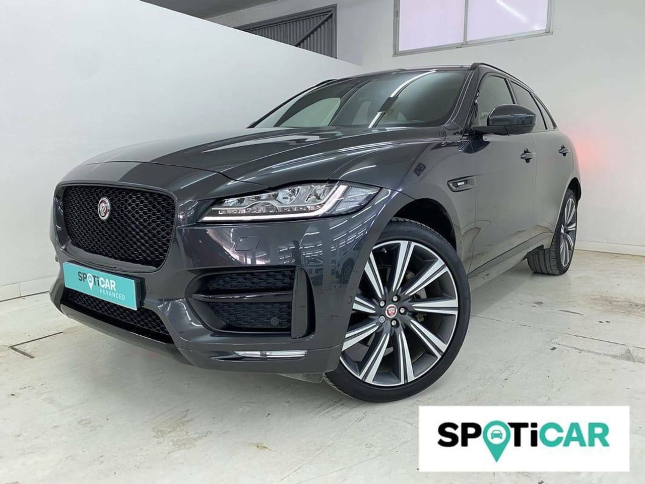 Foto Jaguar F-Pace 29