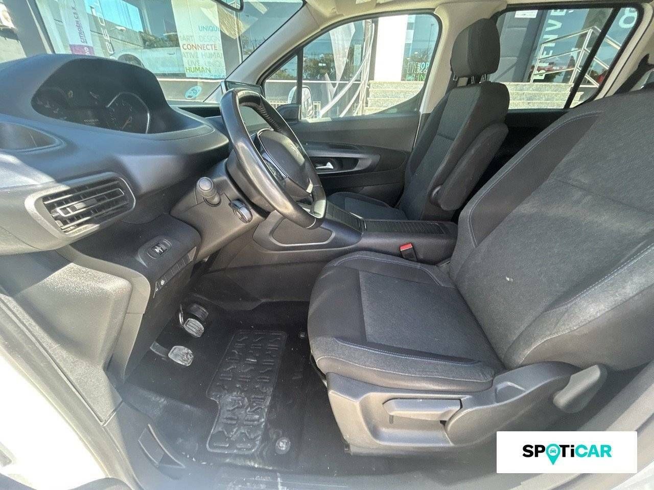 Foto Peugeot Rifter 9
