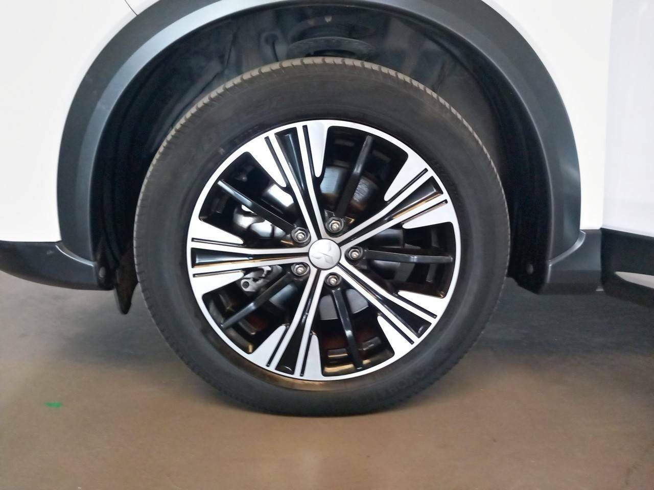 Foto Mitsubishi Eclipse Cross 11