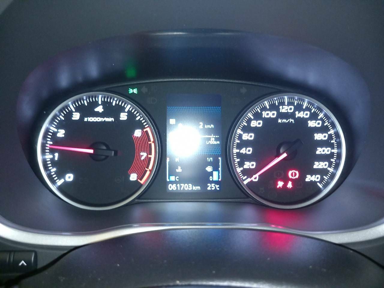 Foto Mitsubishi Eclipse Cross 13