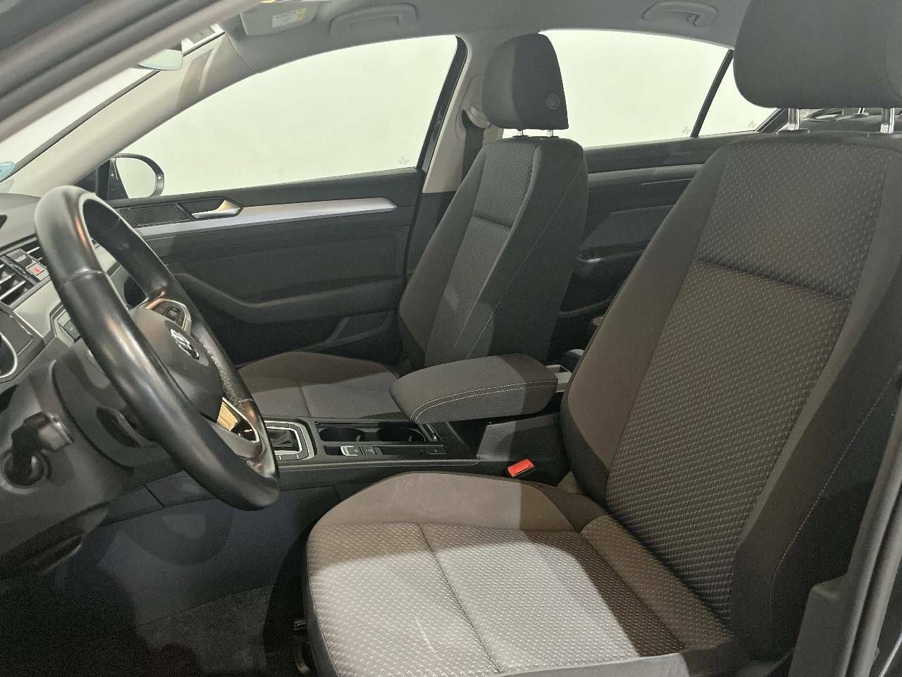 Foto Volkswagen Passat 9