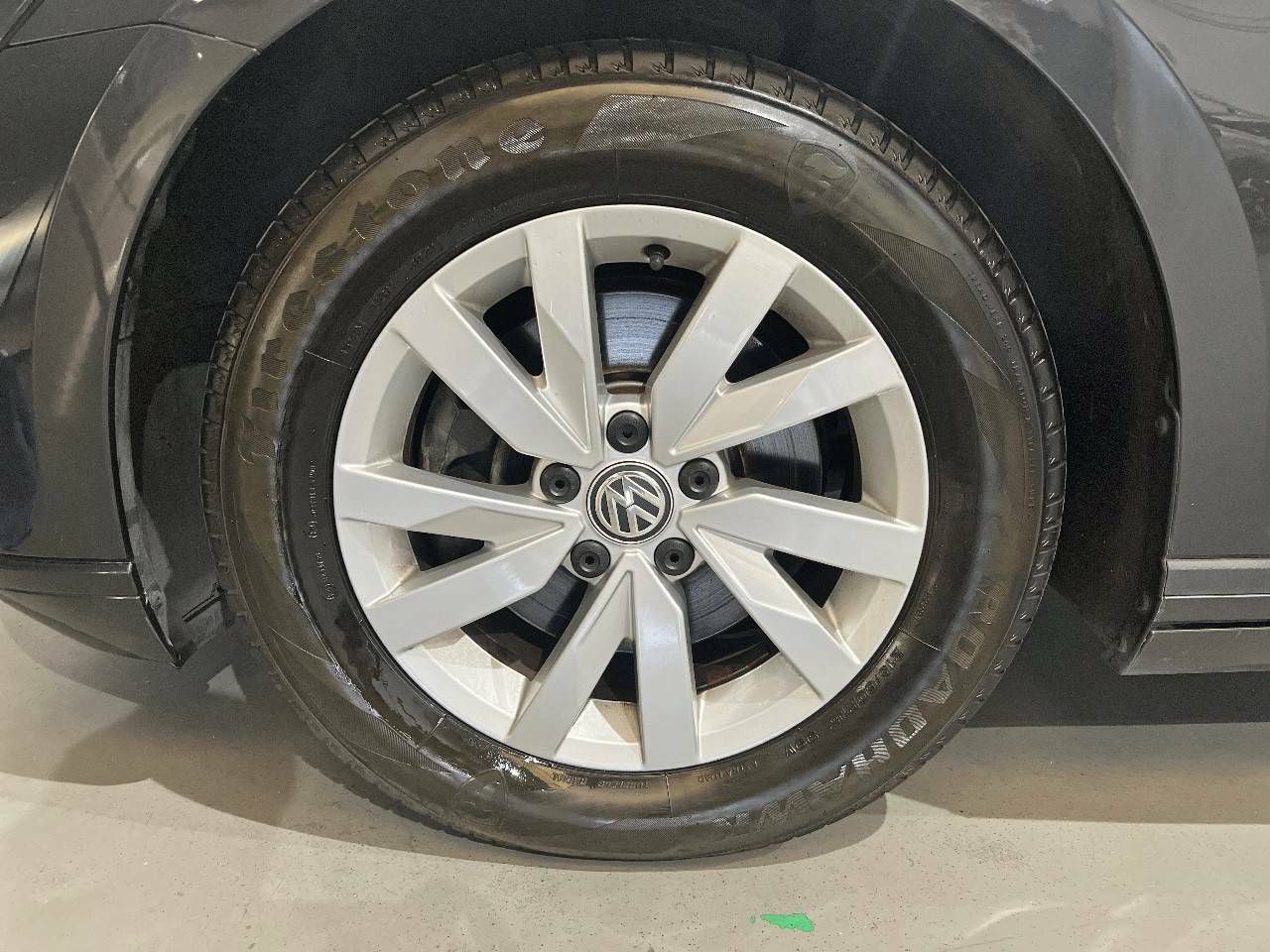 Foto Volkswagen Passat 11