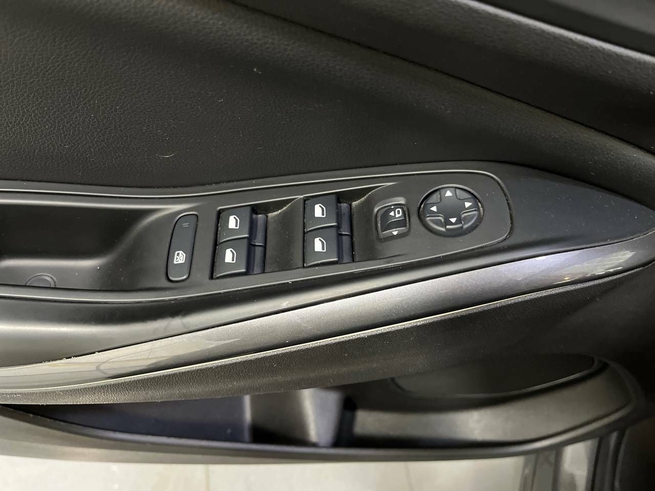 Foto Opel Grandland X 12