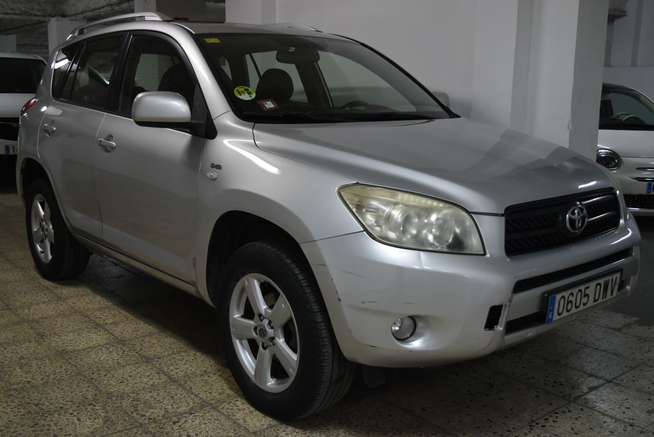 Foto Toyota Rav4 12