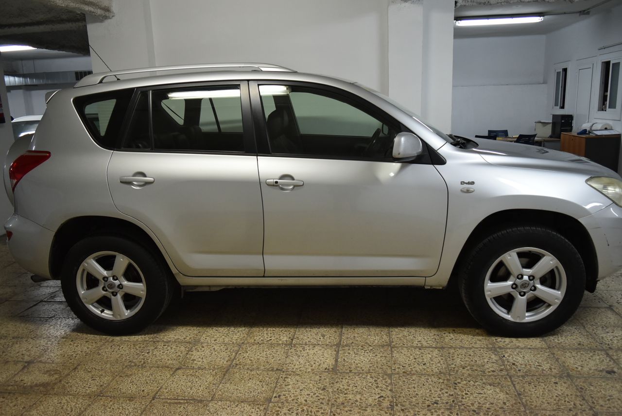 Foto Toyota Rav4 13