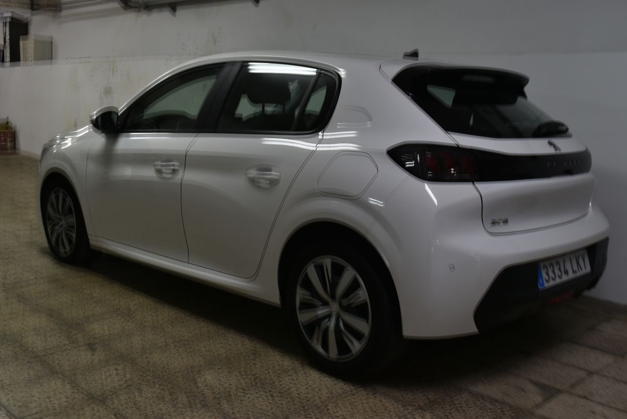 Foto Peugeot 208 4
