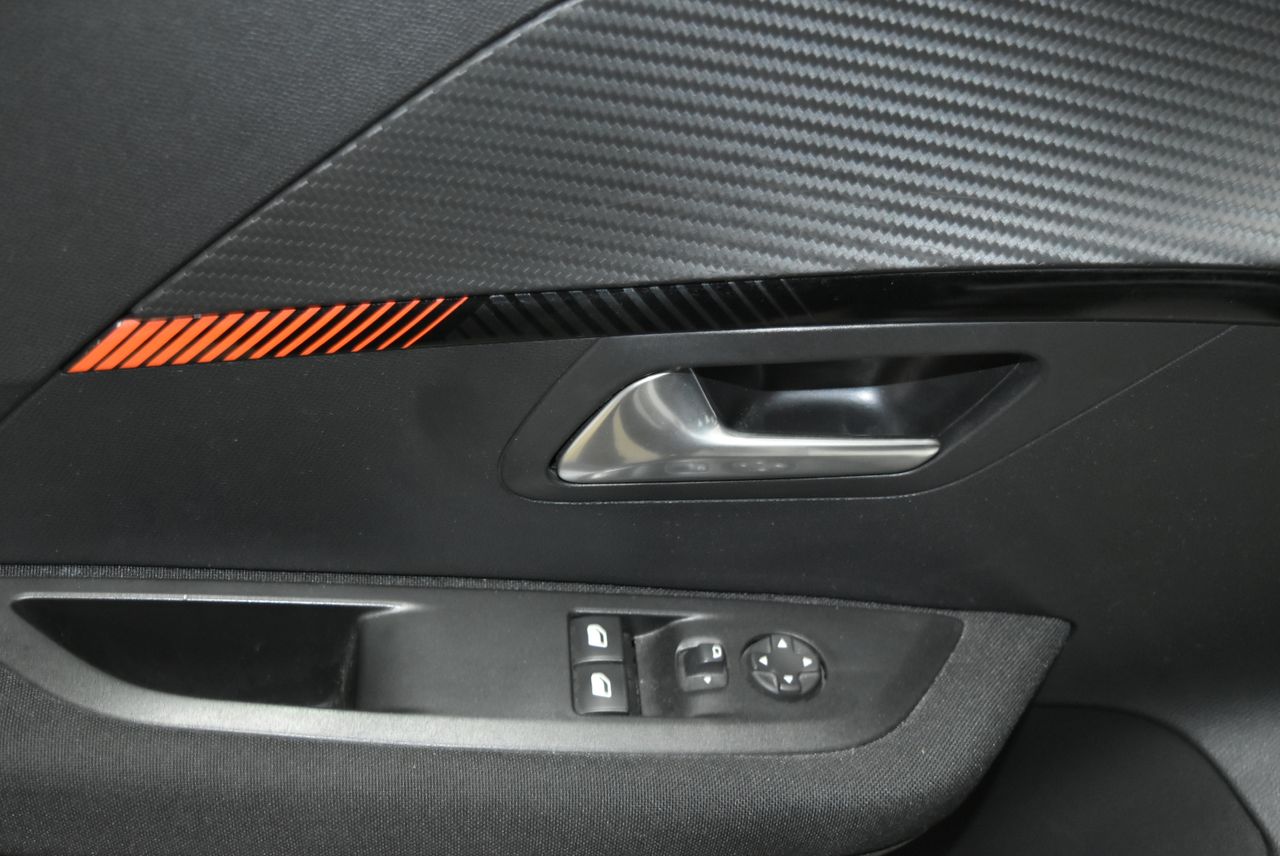 Foto Peugeot 208 6