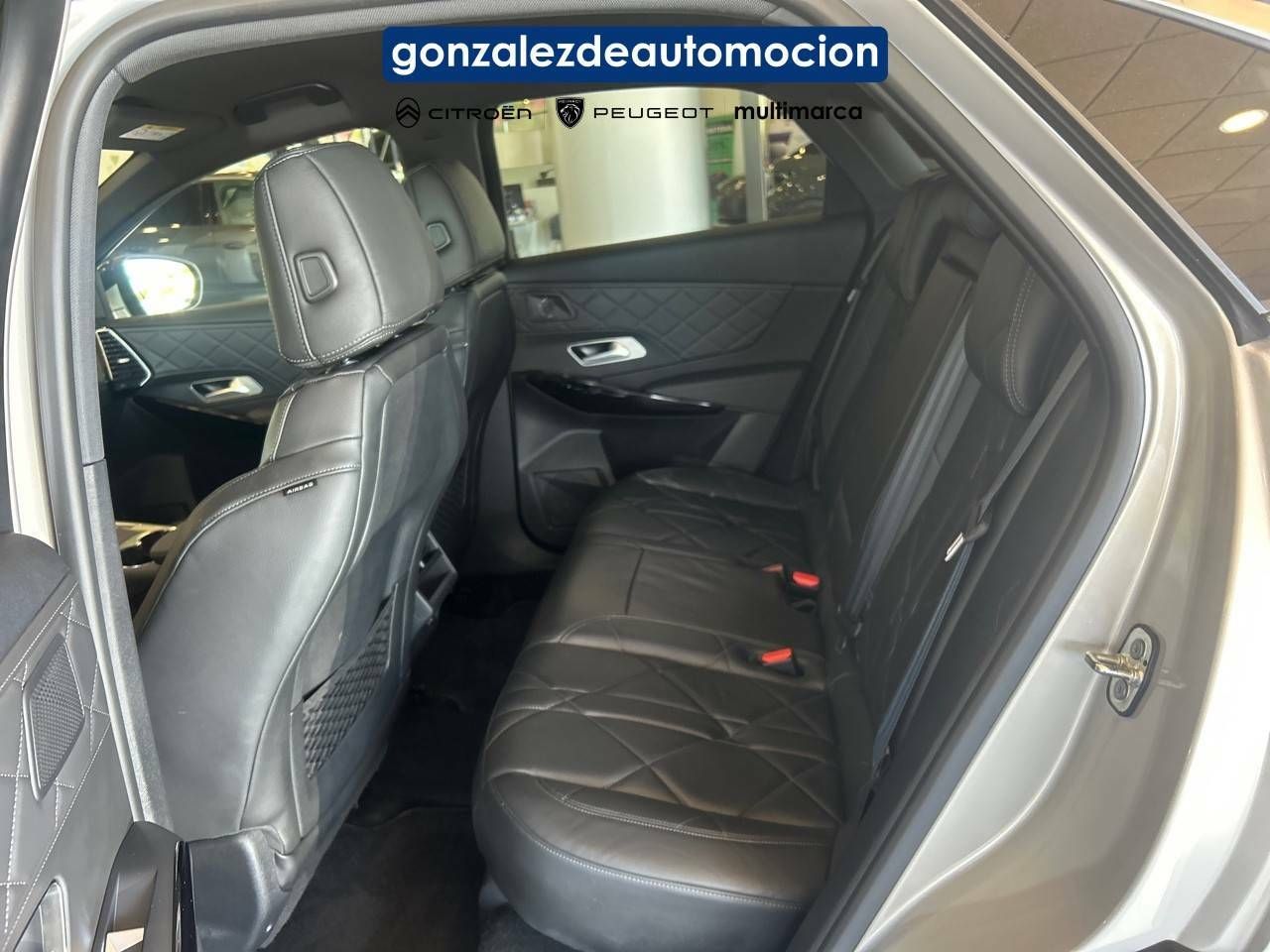 Foto DS Automobiles DS 7 10