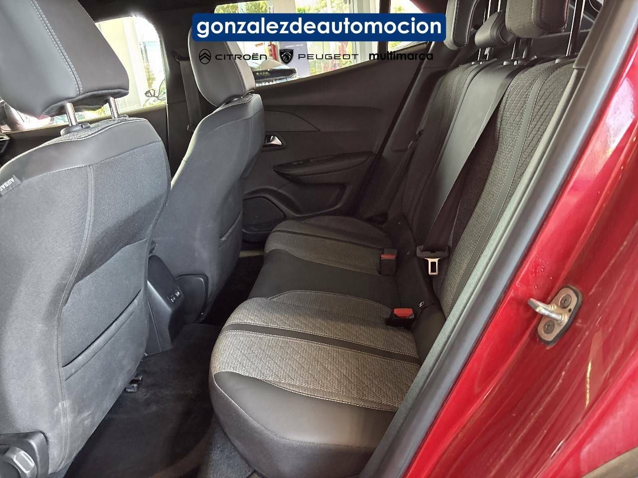 Foto Peugeot 2008 10