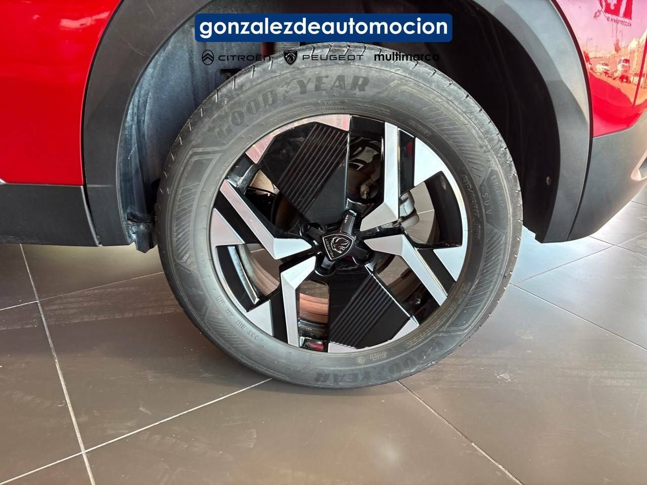 Foto Peugeot 2008 11