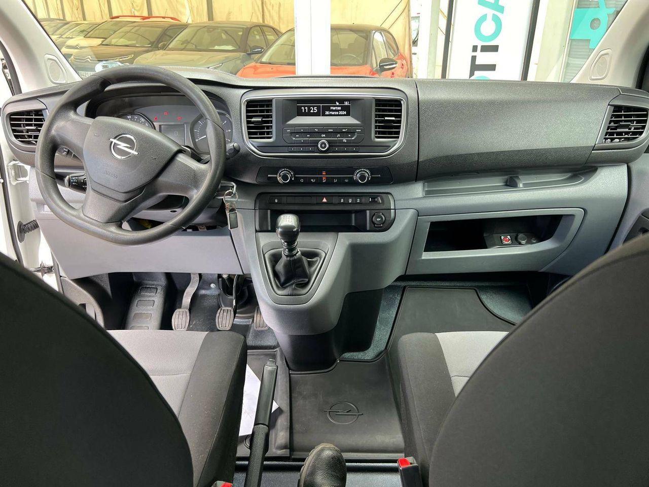 Foto Opel Vivaro 14