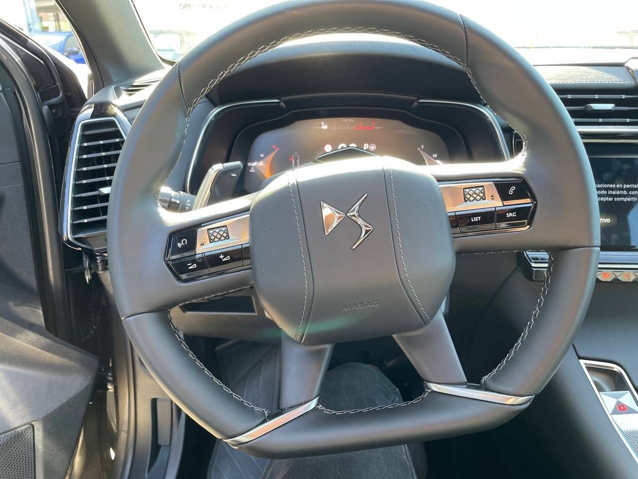Foto DS Automobiles DS 7 12