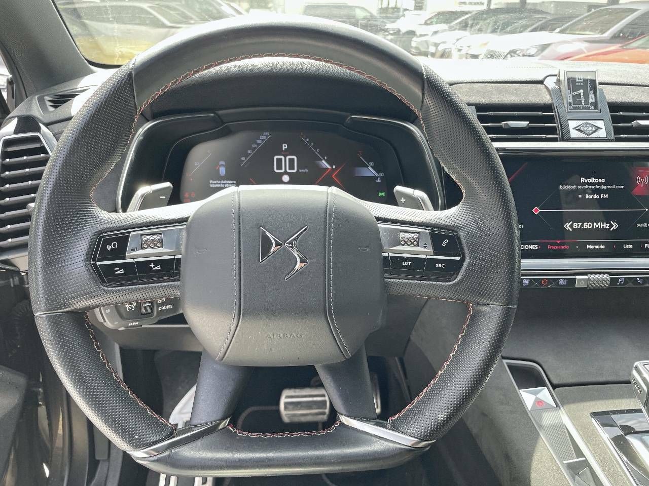 Foto DS Automobiles DS 7 11
