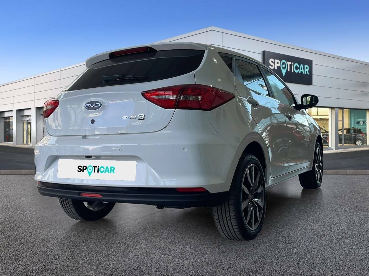 Foto EVO Mazda3 4