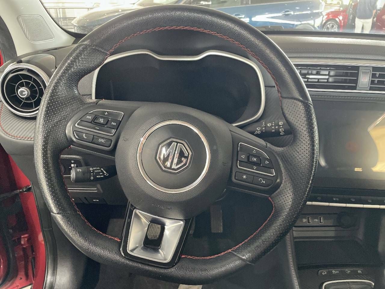 Foto MG ZS 13