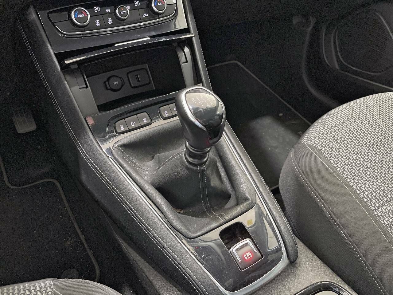 Foto Opel Grandland X 14