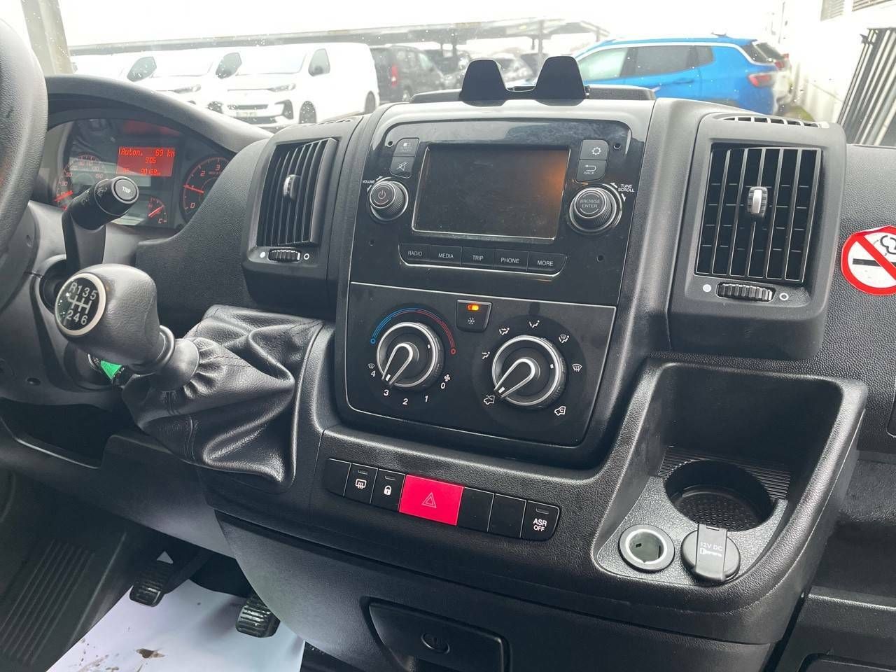 Foto Opel Movano 14