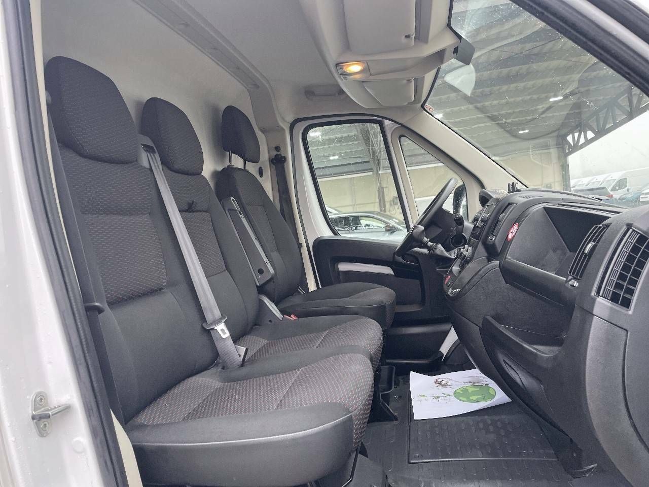 Foto Opel Movano 14