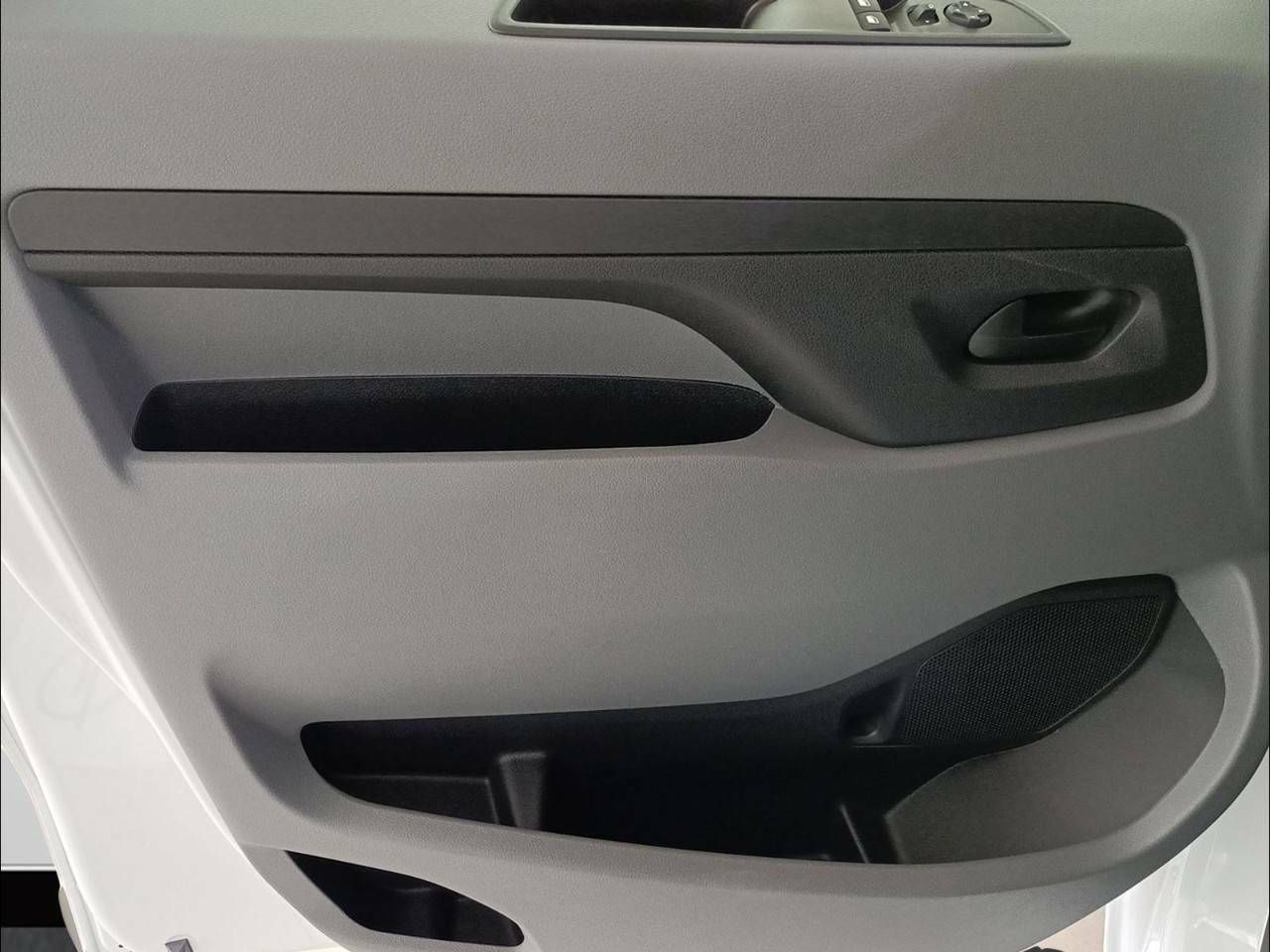 Foto Opel Vivaro 14