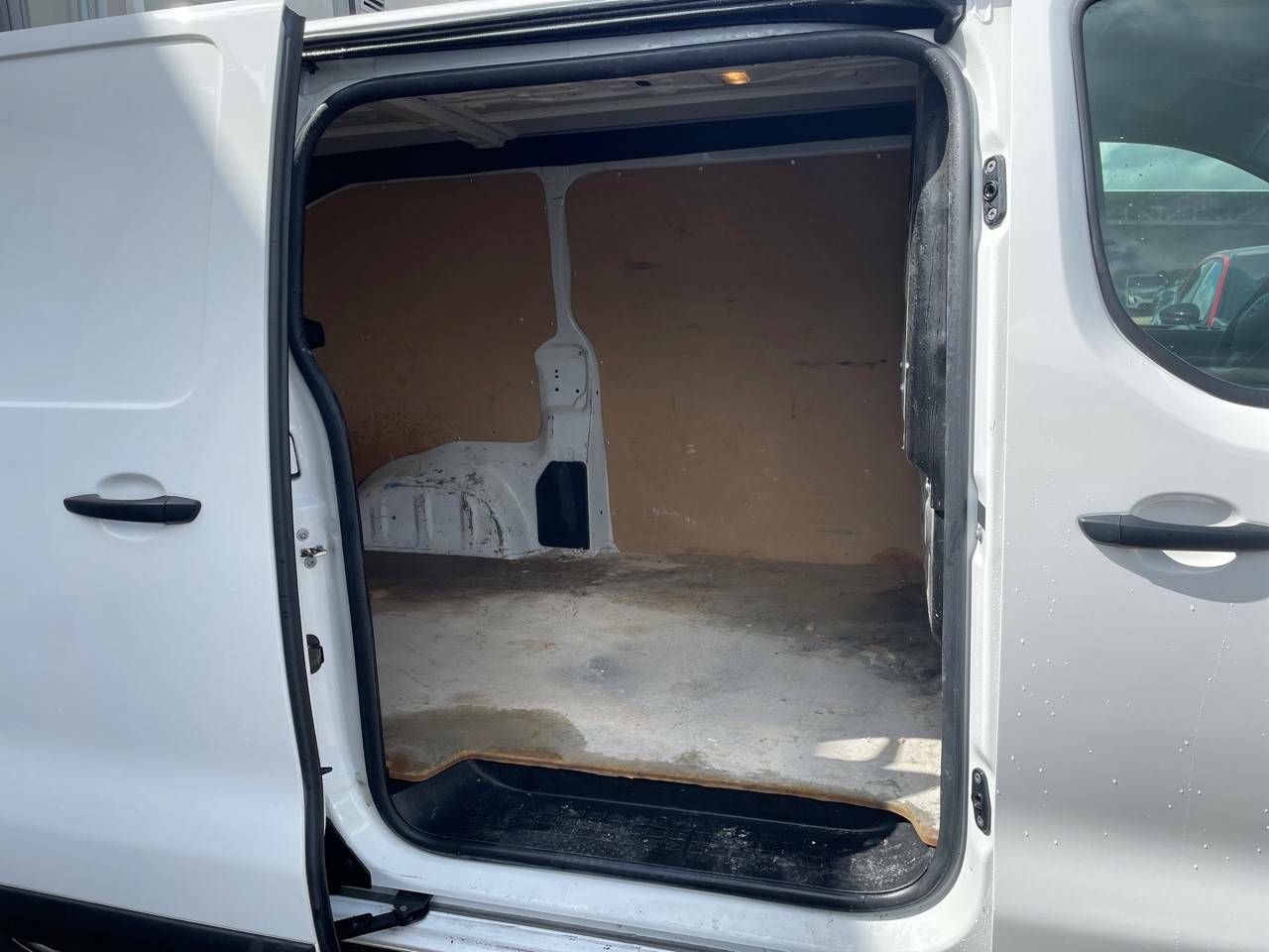 Foto Opel Vivaro 10