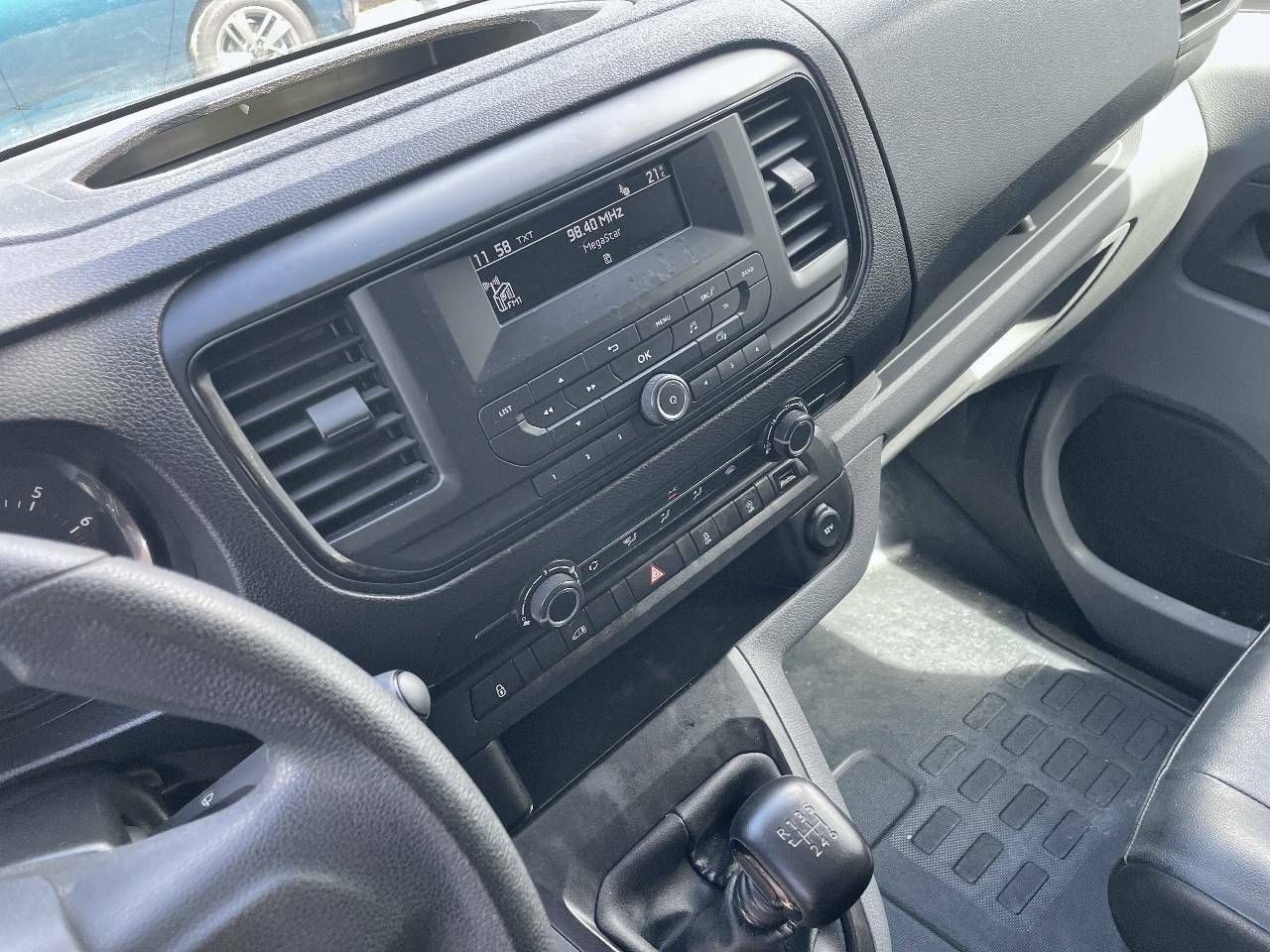 Foto Opel Vivaro 16