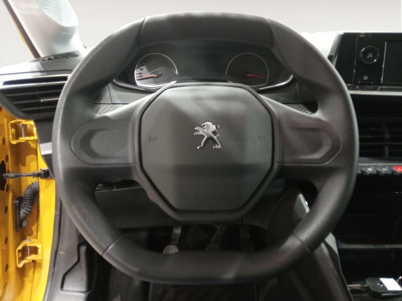 Foto Peugeot 208 18