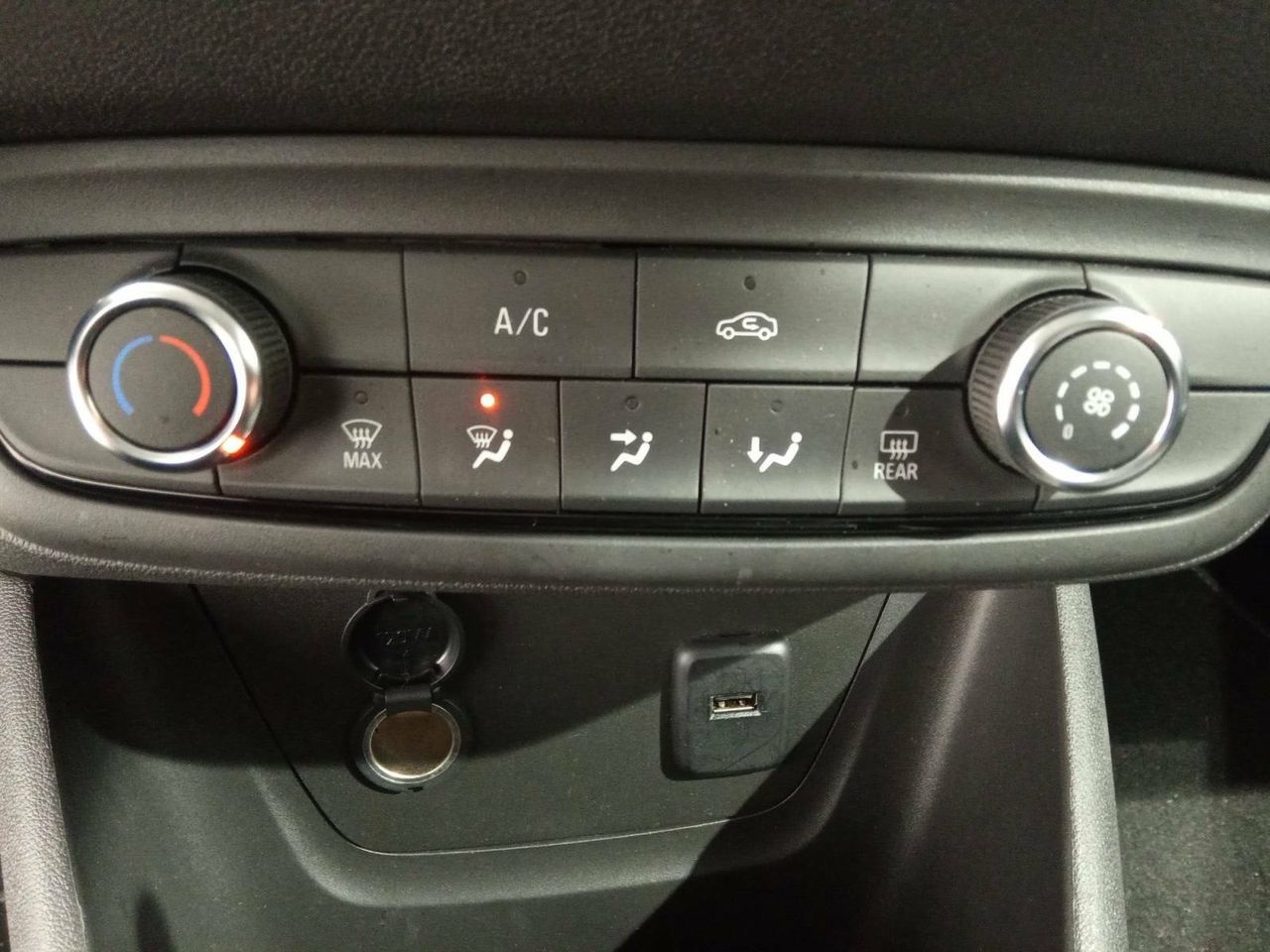 Foto Opel CrossLand 15