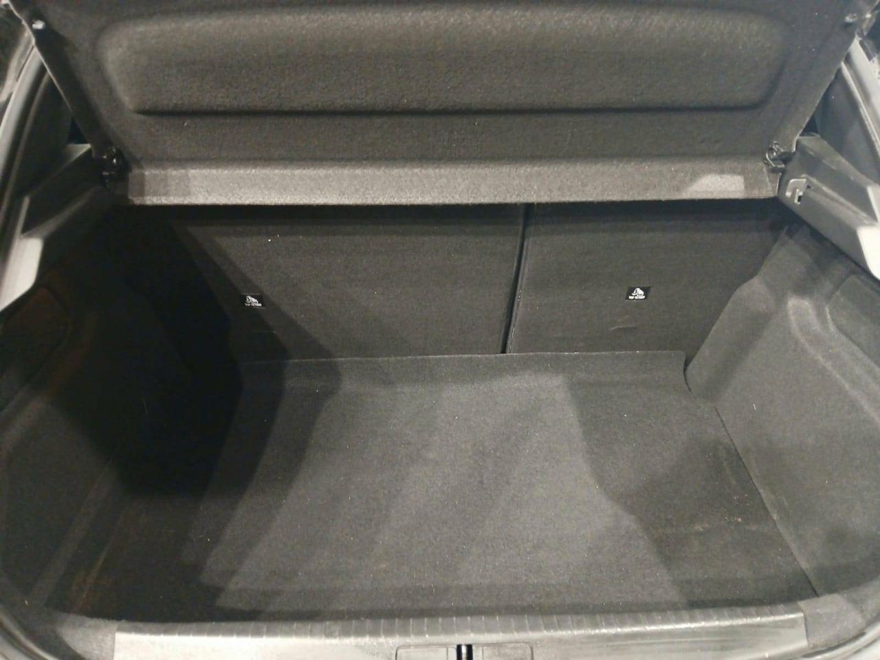 Foto Peugeot 208 6