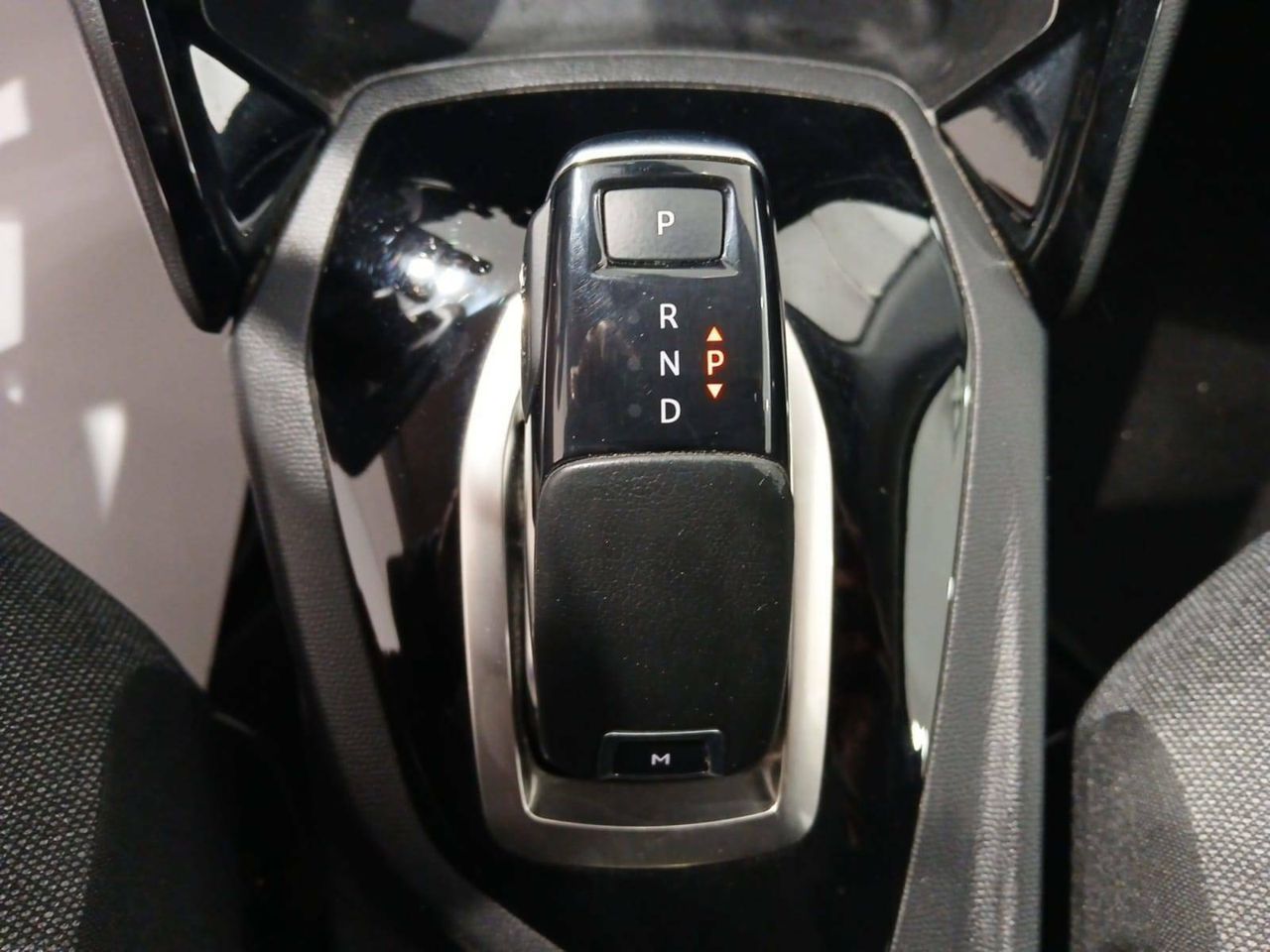 Foto Peugeot 208 13