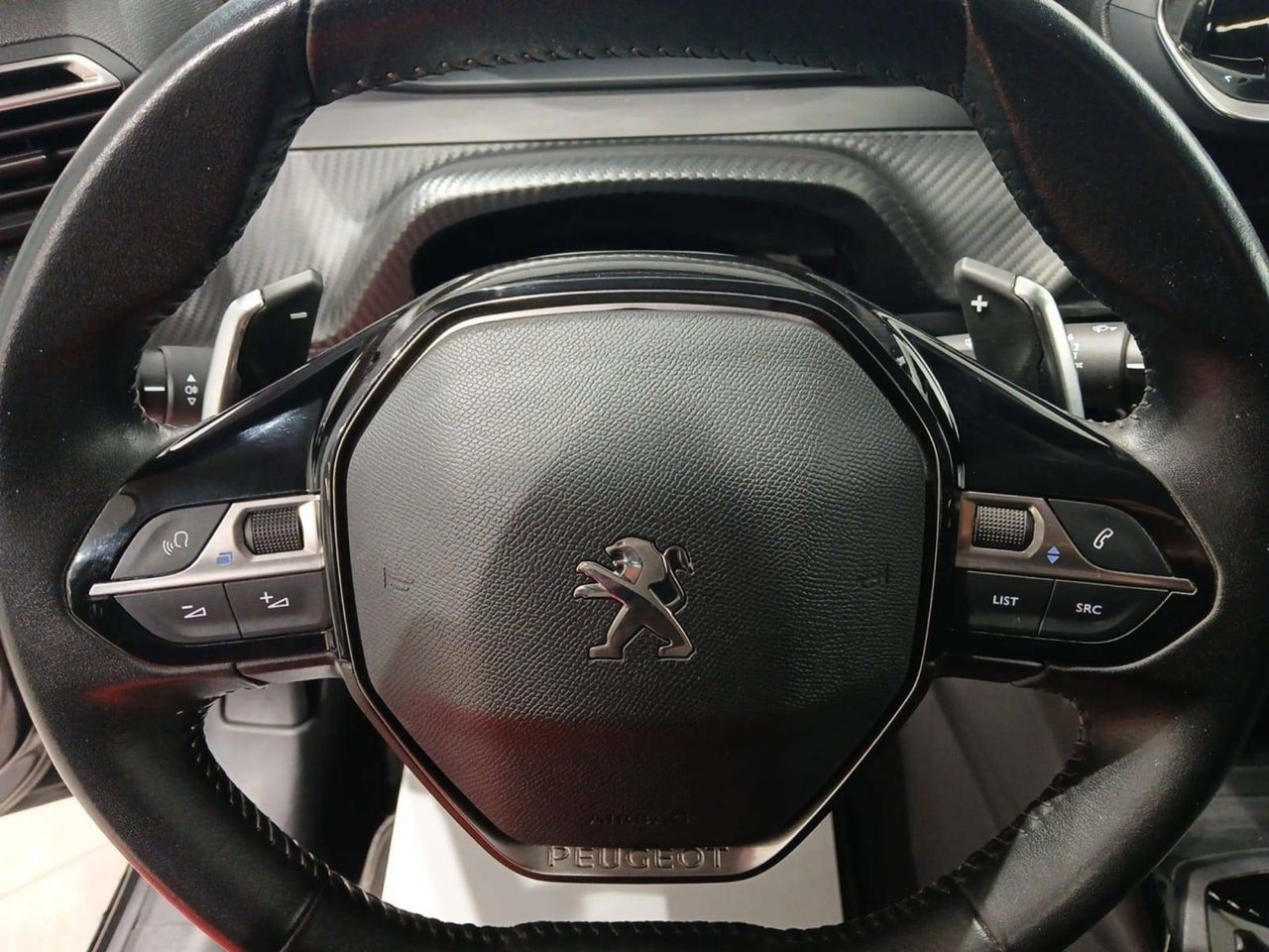 Foto Peugeot 208 20