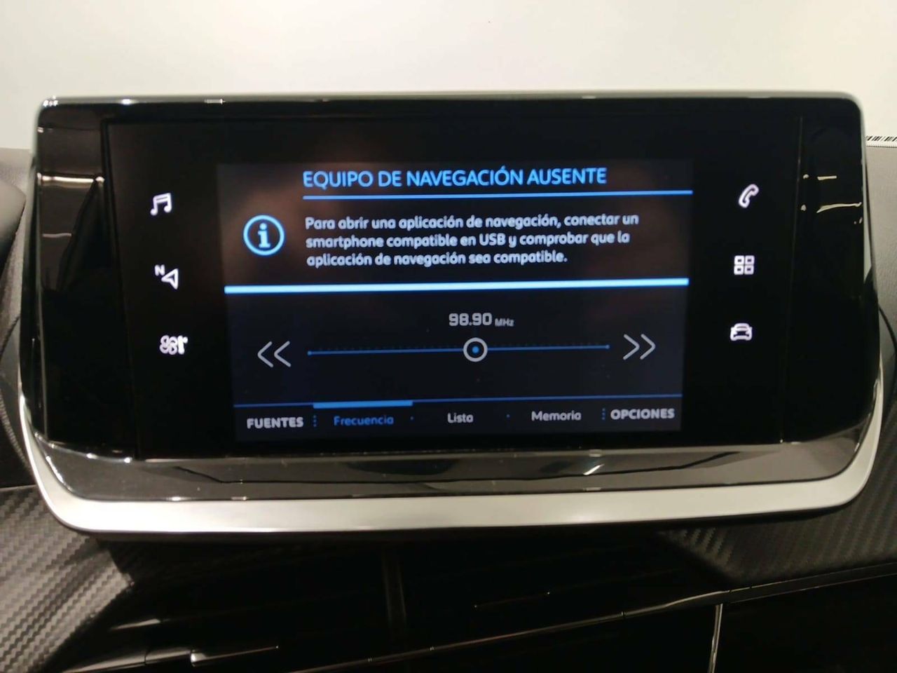Foto Peugeot 208 24
