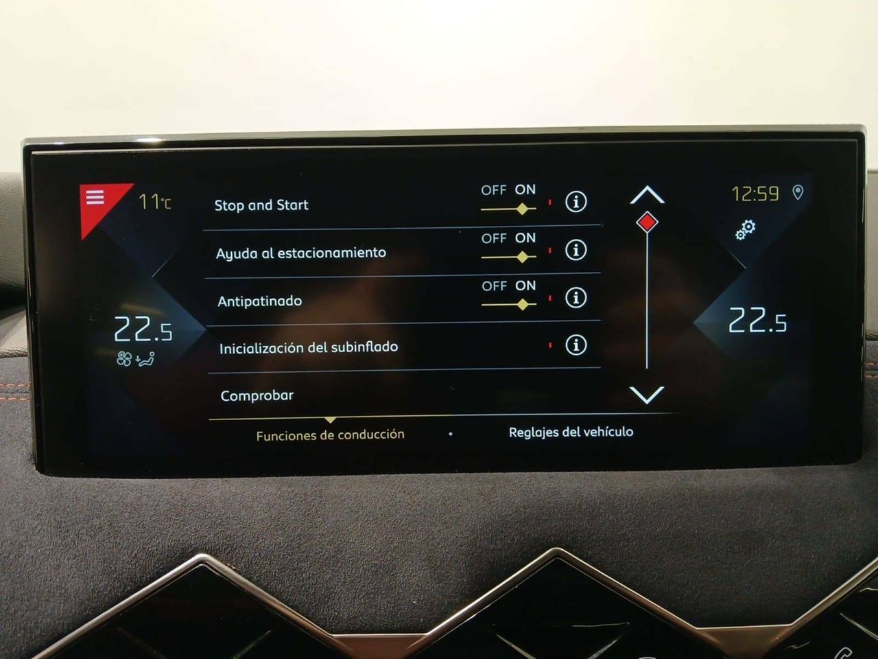 Foto DS Automobiles DS 3 21