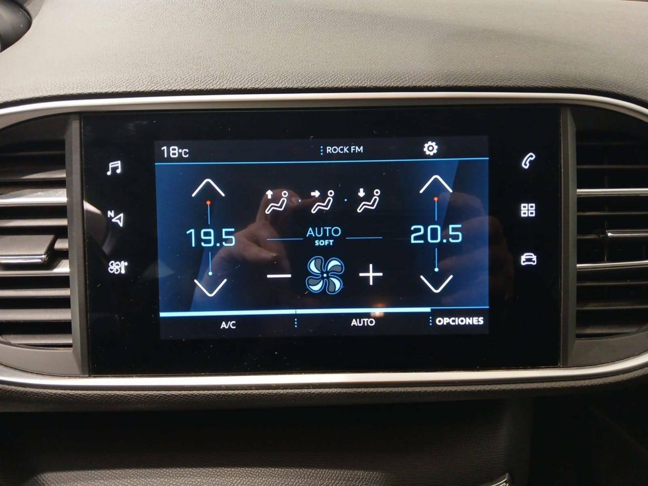 Foto Peugeot 308 13