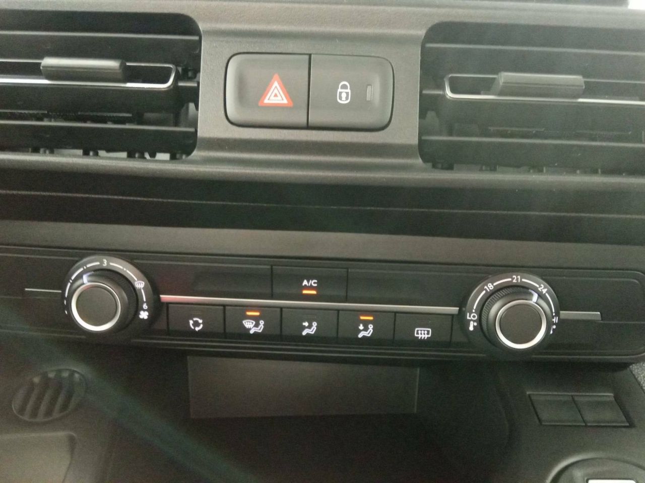 Foto Citroën Berlingo 15