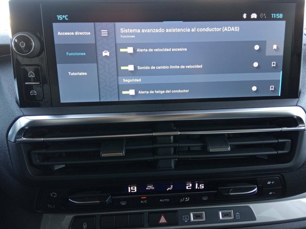 Foto Citroën Spacetourer 18
