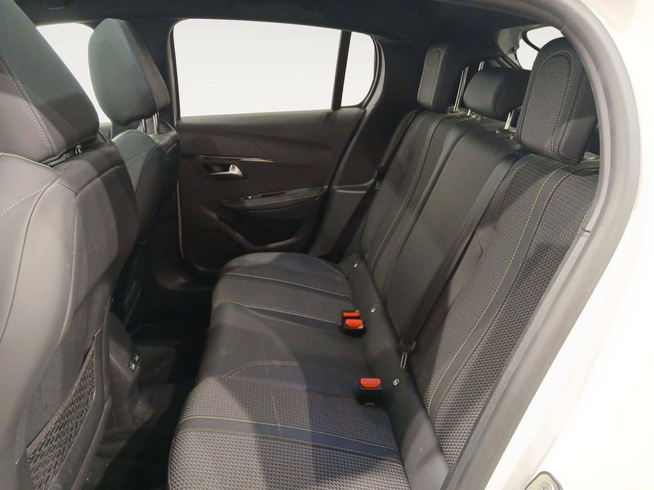 Foto Peugeot 208 10