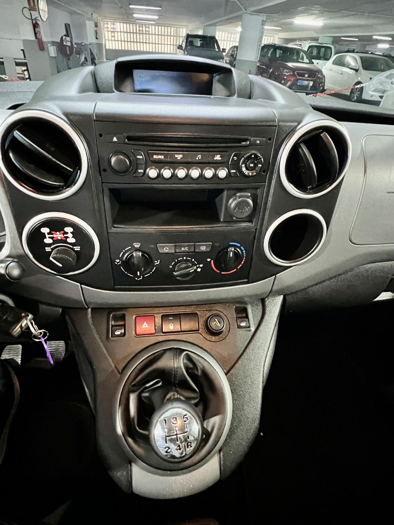 Foto Citroën Berlingo 24