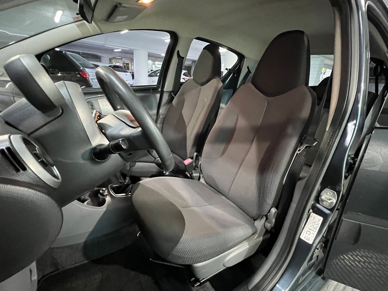 Foto Toyota Aygo 16