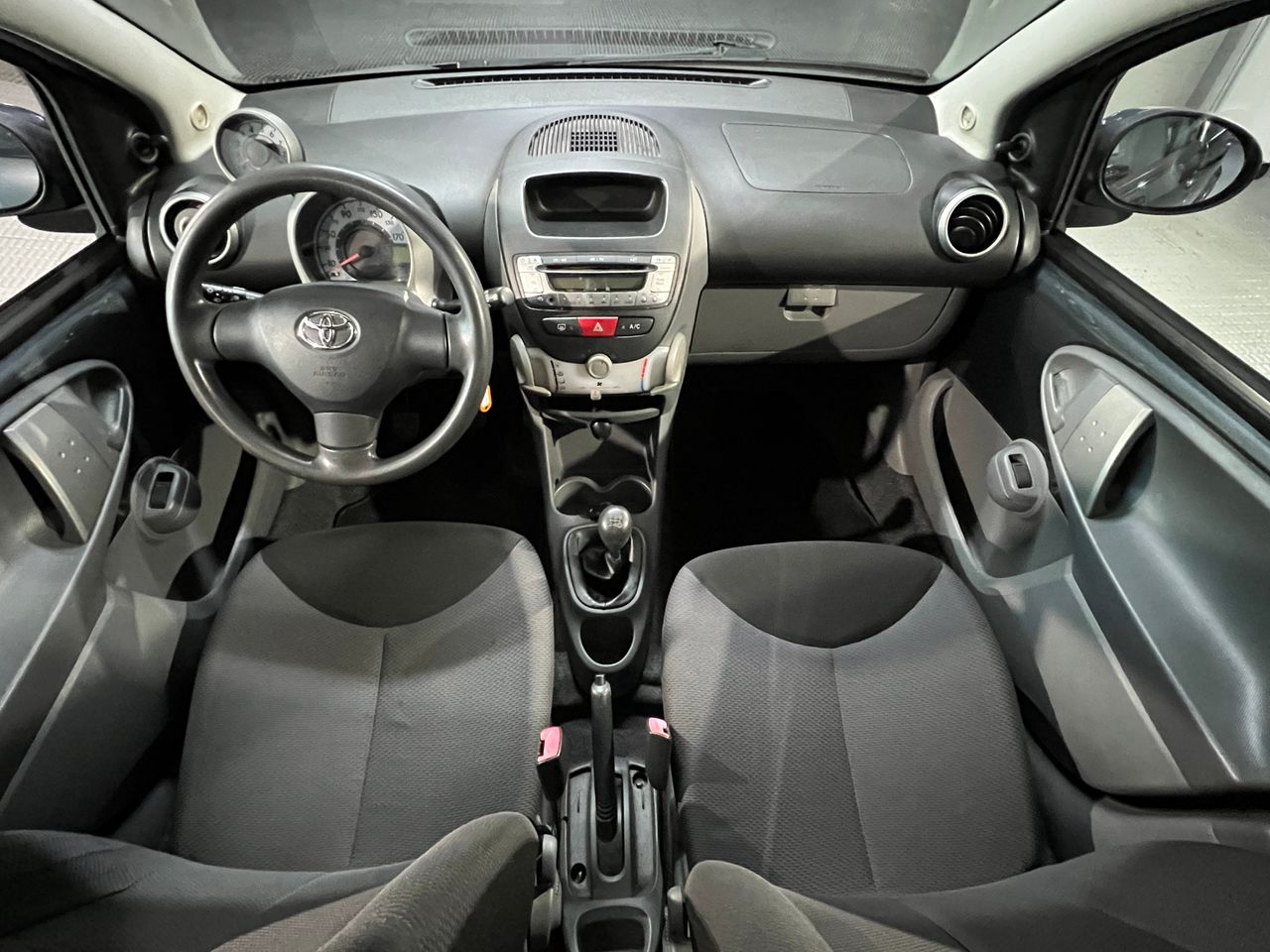 Foto Toyota Aygo 17