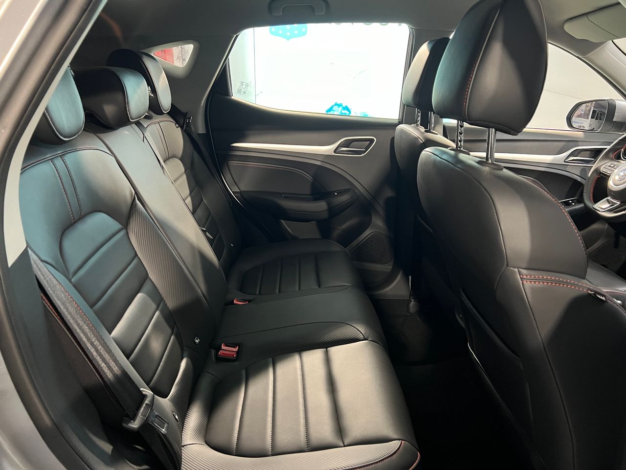 Foto MG ZS 11