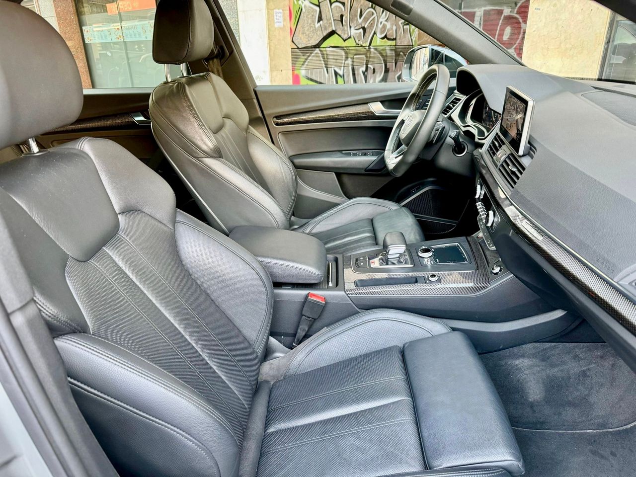 Foto Audi SQ5 10