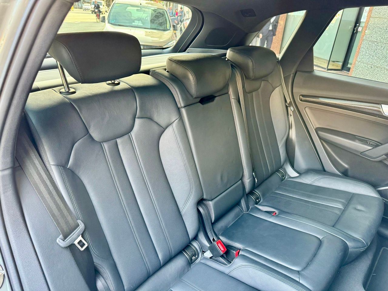 Foto Audi SQ5 12