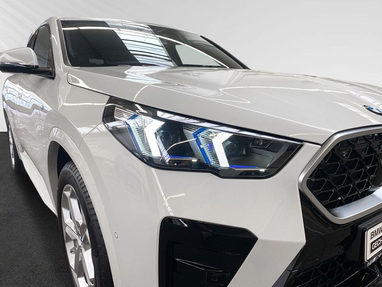 Foto BMW X2 4
