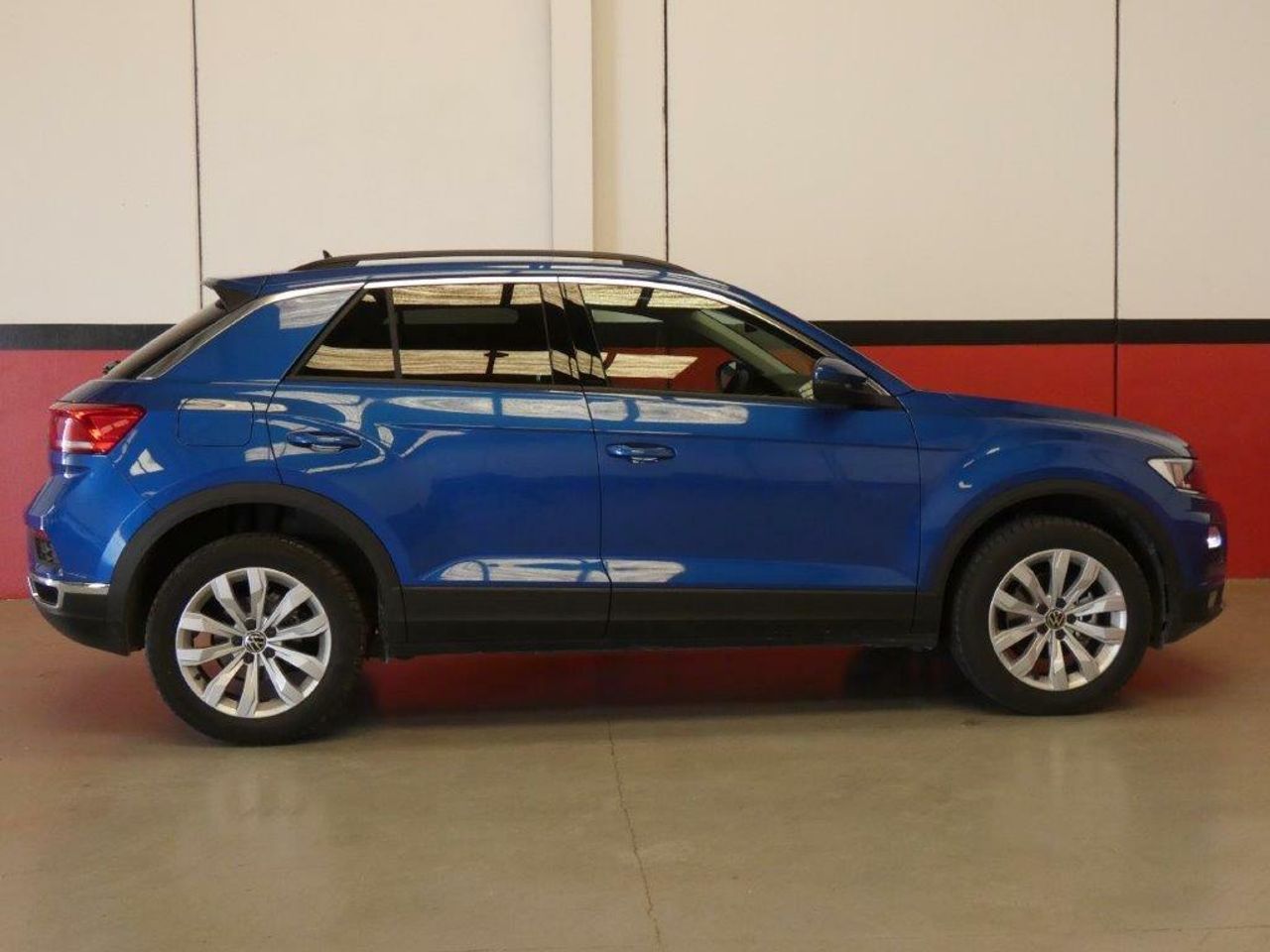 Foto Volkswagen T-Roc 4