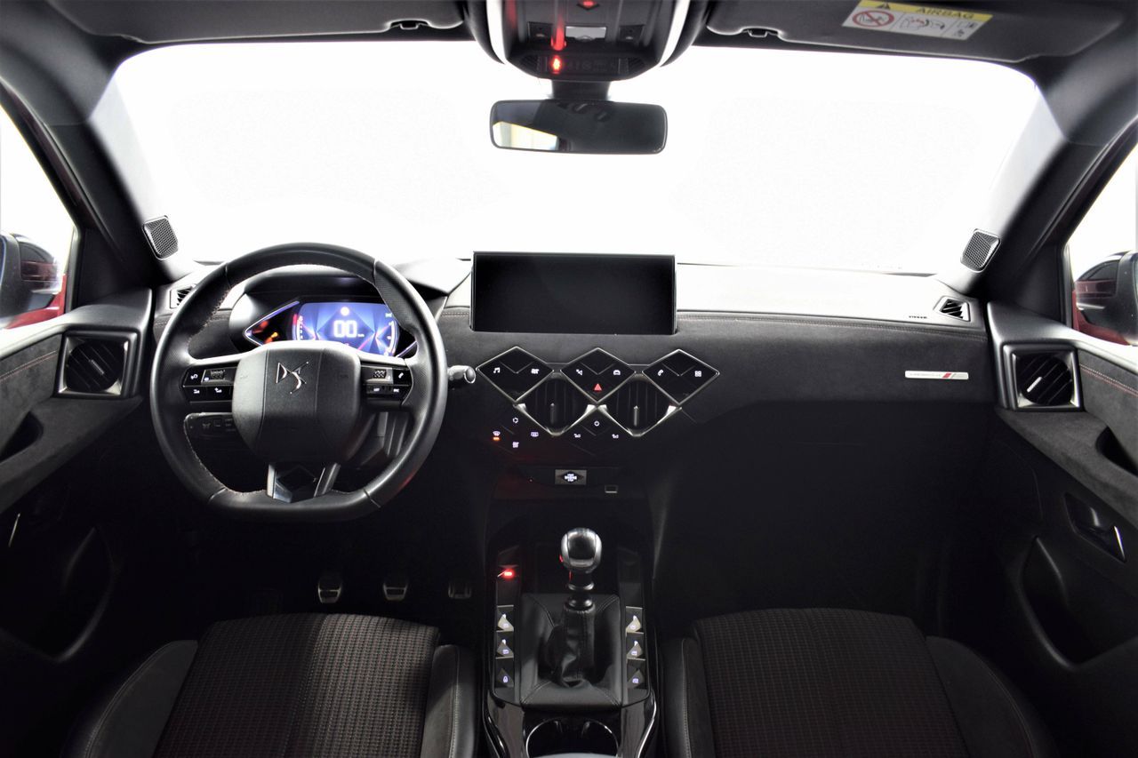 Foto DS Automobiles DS 3 8