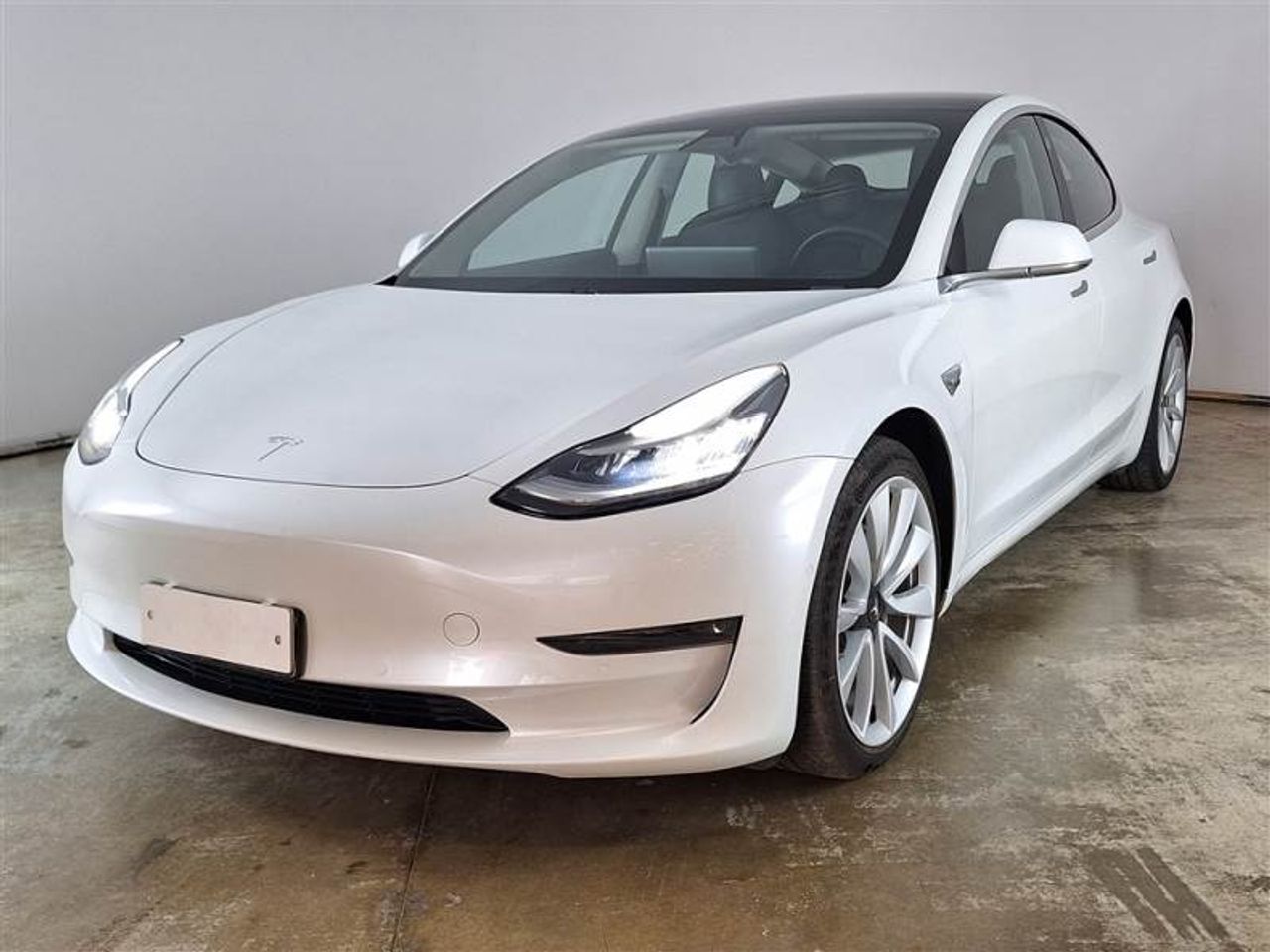 Foto Tesla Model 3 1